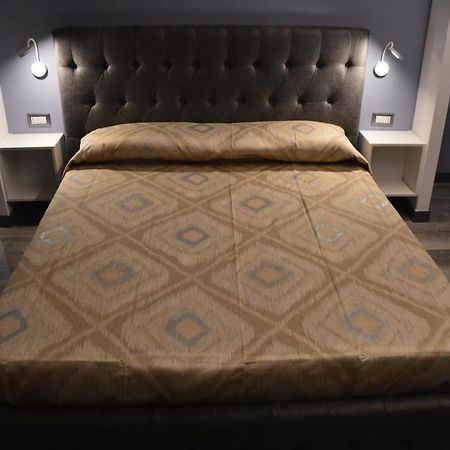 ペスカーラLuxury Bellevue Centro Cittaアパートメント エクステリア 写真